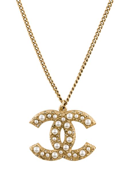 chaine chanel bijoux|chanel jewelry.